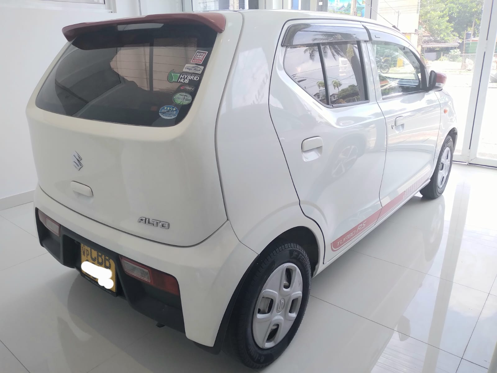 Suzuki Alto Japan 2016 thumbnail 7