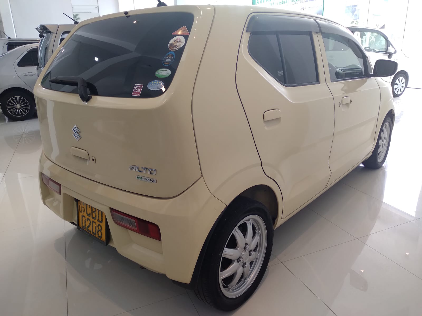 Suzuki Alto Japan 2015 thumbnail 3