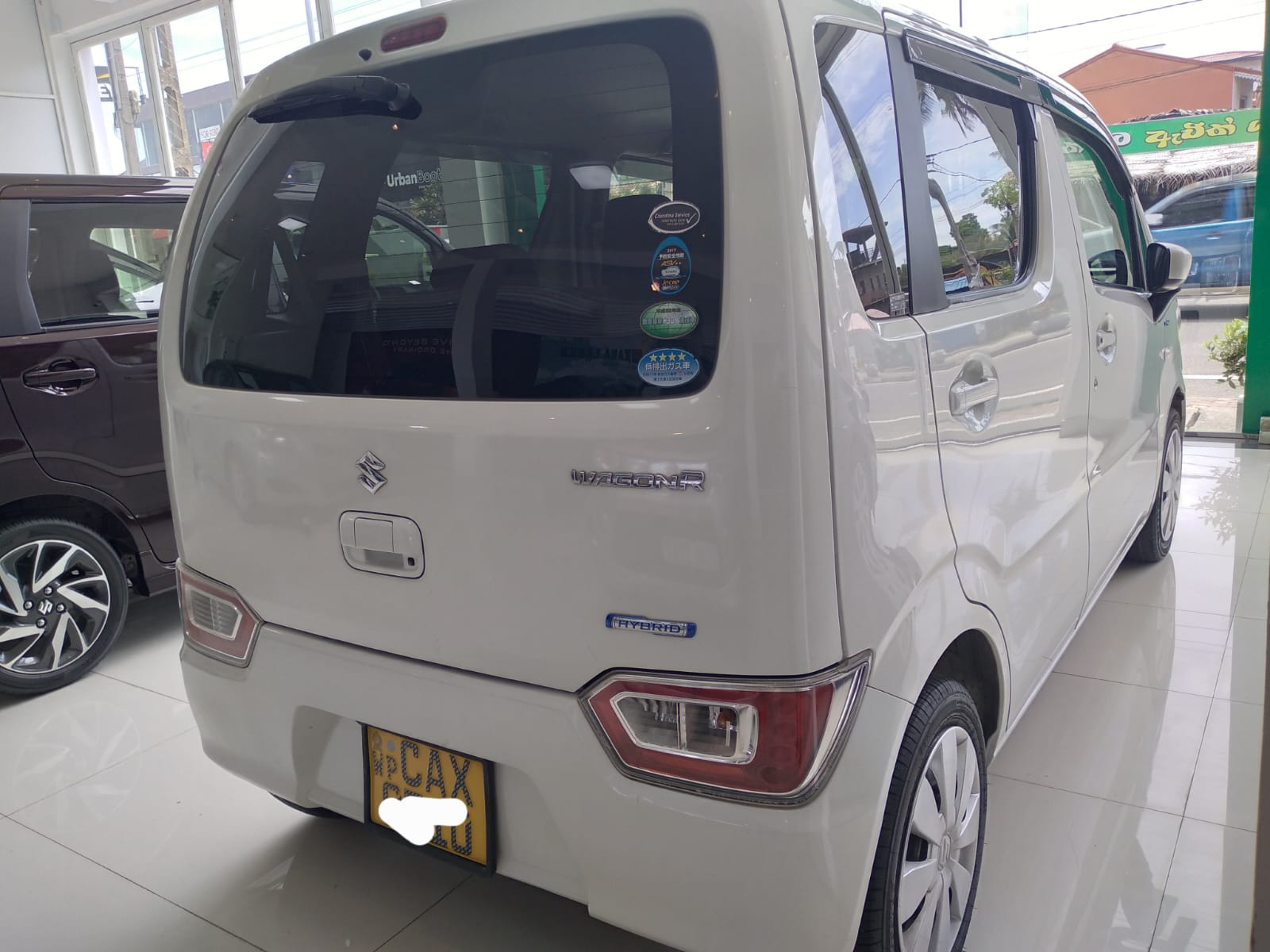 Suzuki WagonR FX Safety 2017 Hybrid thumbnail 3