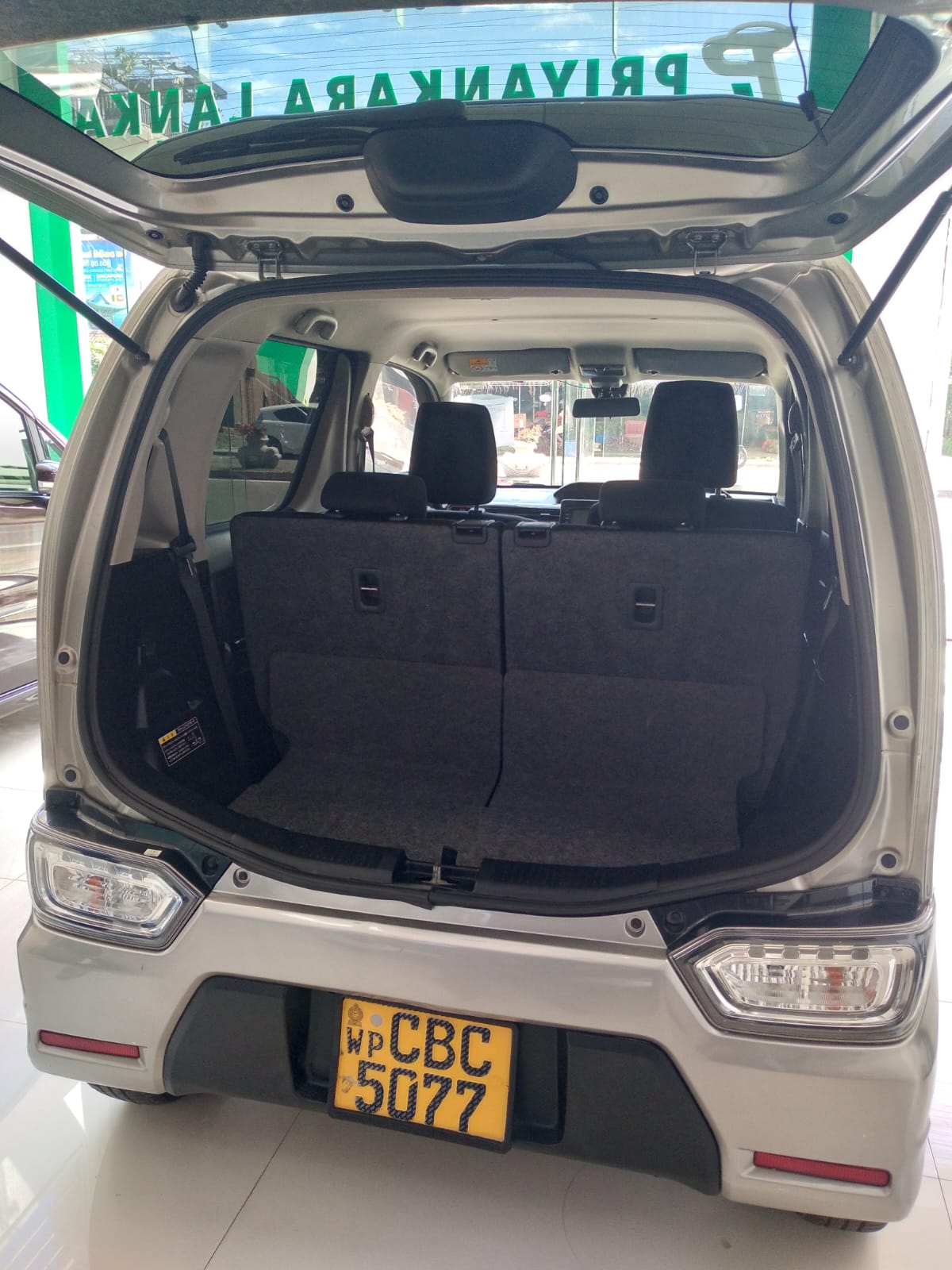 Suzuki WagonR Stingray 2018 Hybrid thumbnail 5